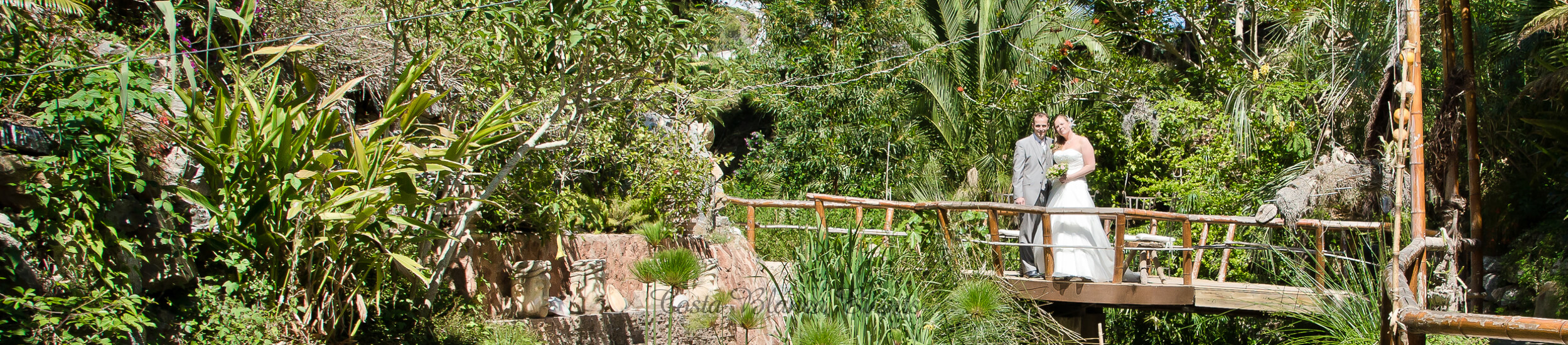 Photoshoot with a wedding couple in our tropical garden venue